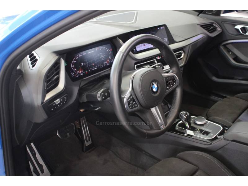 BMW - M 135I - 2020/2020 - Azul - R$ 275.900,00